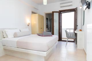 Depis place naxos - 6