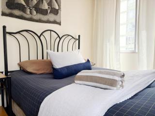 Depto soleado, acogedor en Sopocachi - 3