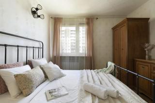 Elite Apartments by the Beach - 6