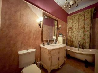 Dorcol Mansion 3BR Apartment at City Center - 6