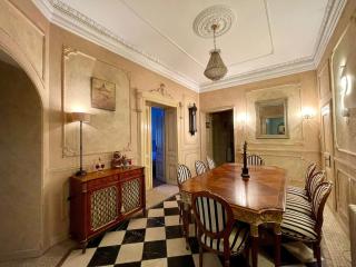 Dorcol Mansion 3BR Apartment at City Center - 5