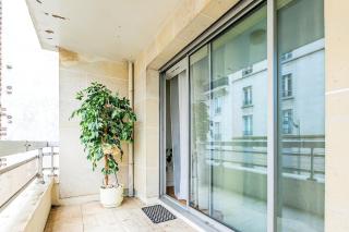Appartement 2 pièces 65m2 - porte de Paris - 8