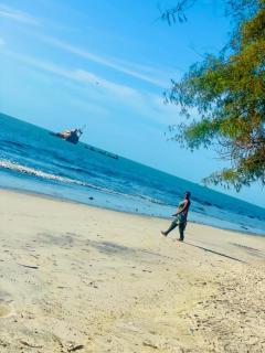 Villa avec piscine et pieds dans l'eau - 3