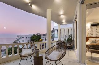 Clifton YOLO Spaces - Beachfront Duo Apartment - 1