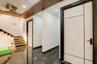 HOTEL O APPLE INN BEHIND STATE BANK OF INDIA - 7