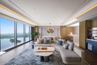 Crowne Plaza Weihai Binhai by IHG - 9