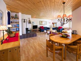 Schweizerhof Ferienwohnungen Lenzerheide 3 - Lenzerheide - 6