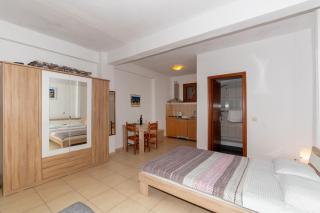 House Kavala Deluxe Apartments - 7