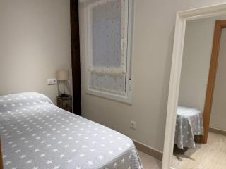 Itsasargi Home , en pleno casco antiguo de Bermeo - 2