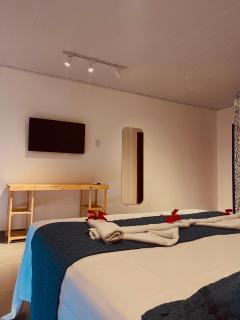 Shalon Adonai by Martinelli - 9