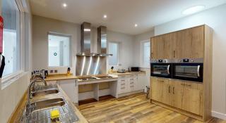 Cosy En-Suite Room - 2