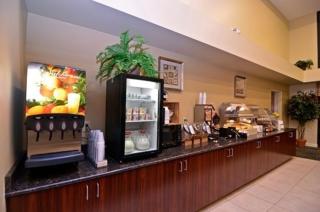 Best Western Plus Yadkin Valley Inn & Suites - Jonesville - 2