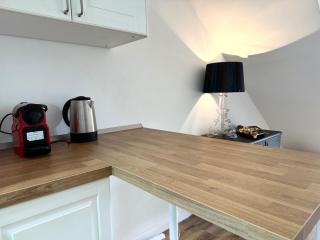 Cozy Central Palace View Bucharest - 0