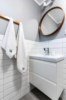 Urban Chic & Great Location & Modern Studio Apartment - #O2 - 1