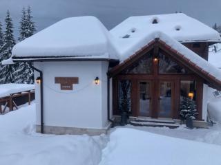 Chalet Sereno ciubăr tip piscină Beliș Marisel schi 4 camere 5 bai - 9