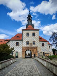 Zámek v Kostelci nad Černými lesy - 7