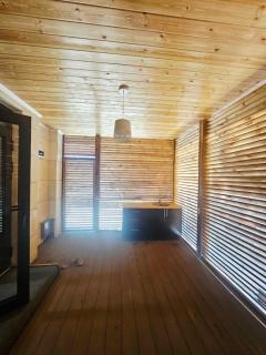 Вилла с видом на горы на побережье Иссык-Куля - 9