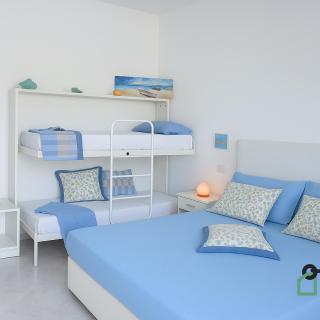 Hotiday Room Collection - Torre Lapillo - 7