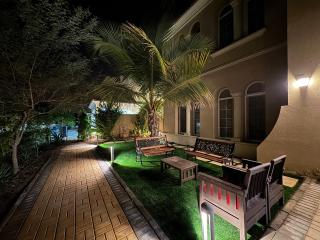 Royal Greens Private Pool Villa- فيلا رويال غرينز بمسبح عائلي خاص مغطىٰ - 6