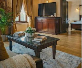 Joy City Stay Luxury Living in Heart of City - 1