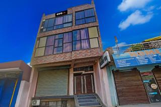 SPOT ON by OYO Hotel Sun City - 7