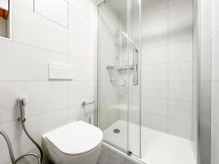 REAL Living by REFA Balcony Retreat 91 - Praag - 2