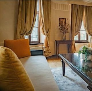 Elegant Timisoara Retreat in Sinaia Mocioni Square - 4