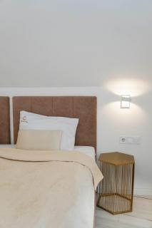 Elisabeth Residence White with parking - 7