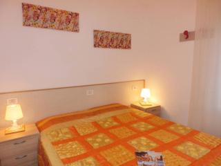 Cozy villa steps from the beach - 1