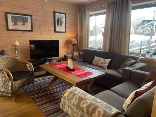 A Family-Friendly, Pet-Friendly Getaway In Beitostølen Center - 6