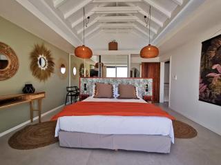 Modern and spacious Villa on the beach !! - Saint-François - 2