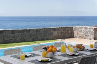 Premium villa on the Madalena seafrontBeachFront - 2