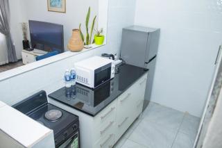 Centrally Located 1 Bedroom Apartment - 2361 - 4