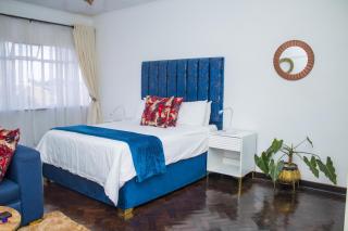 Centrally Located Studio Apartment - 2363 - 9