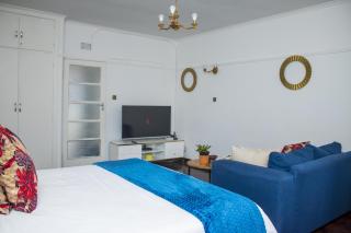 Centrally Located Studio Apartment - 2363 - 3