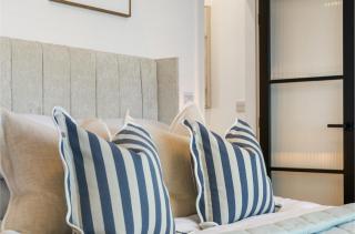 Stylish & Cosy Retreat Near The Peak District - 5