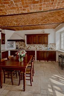 Appartamento rustico con parcheggio - 4