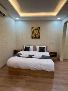 Perlina Waziran Hotel - 9