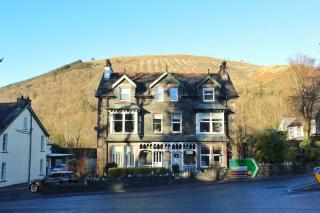 Sunnycroft - Hot tub hire available, fitness centre, free parking - 0