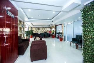 Hotel White Grand - near ISBT bus stand - A Centrally heated property - 2