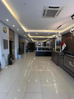 Perlina Waziran Hotel - 4