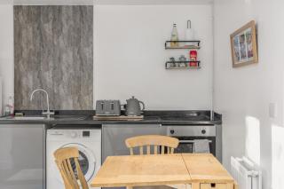 Badger Haven, Apartment 2 - Brackley - 1