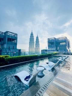 KL suites star Line 1 - 0