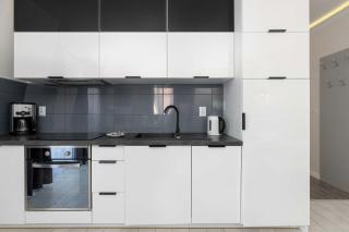 Charming Apartments in Sopot with Parking by Noclegi Renters - 4