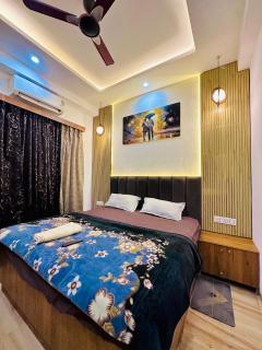 Urban Luxury Studio Apartment - 7