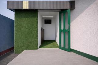 Collection O Jalukbari Bus Stand Formerly Velvet Stay - 4