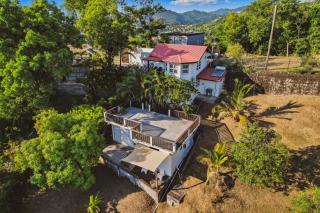 Charming Private Cottage in Gated Estate - Belmont - 9