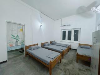 Colombo Mount Hostel - 8