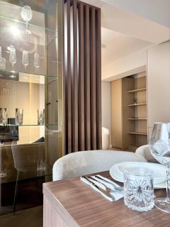 YANG 23rd Floor Panoramic View & King Bed Luxury - 2