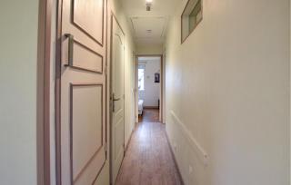 2 Bedroom Cozy Home In Equemauville - 2